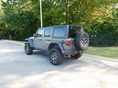 Used 2020 Jeep Wrangler Unlimited Rubicon AWD/4WD image 3