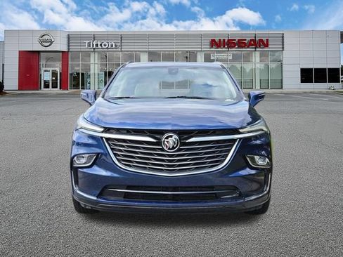 Used 2023 Buick Enclave Essence FWD image 2