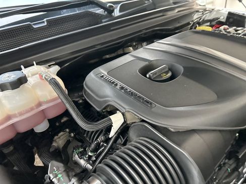 Used 2026 RAM 1500 Laramie AWD/4WD image 13