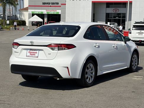 Certified 2025 Toyota Corolla LE FWD image 42