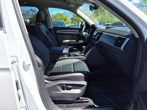 Used 2022 Volkswagen Atlas SEL R-Line AWD/4WD image 33