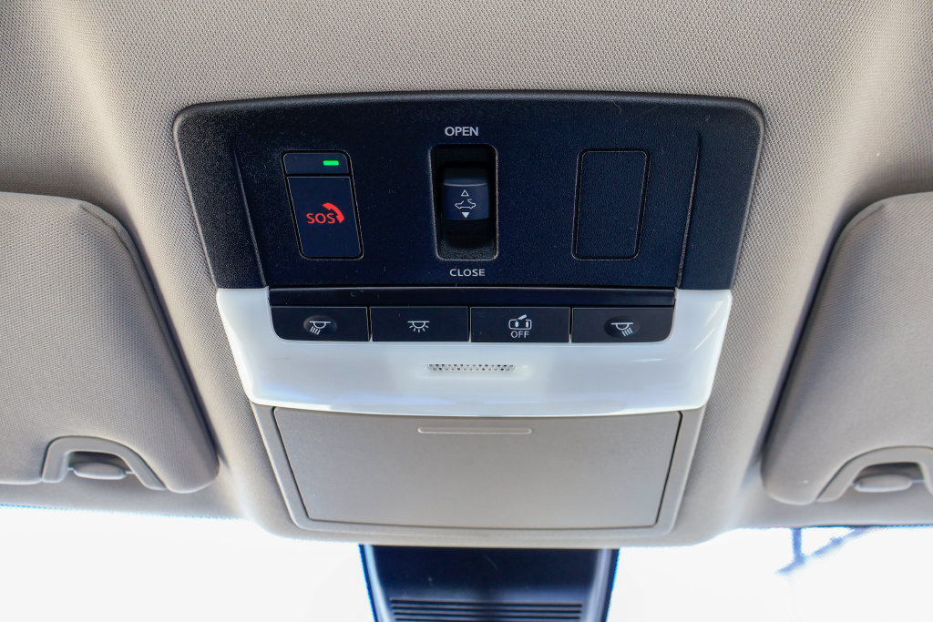 Used 2023 Nissan Altima 2.5 SV w/ SV Premium Package FWD image 19