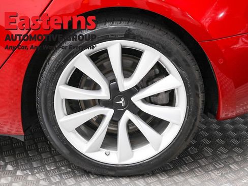 Used 2020 Tesla Model 3 Standard Range image 8