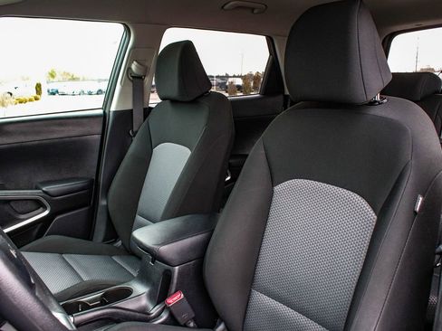 Used 2023 Kia Soul LX w/ LX Technology Package image 31