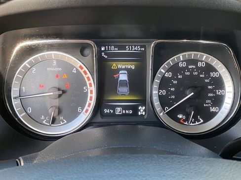 Used 2018 Nissan Titan PRO-4X w/ Pro-4x Convenience Package image 32