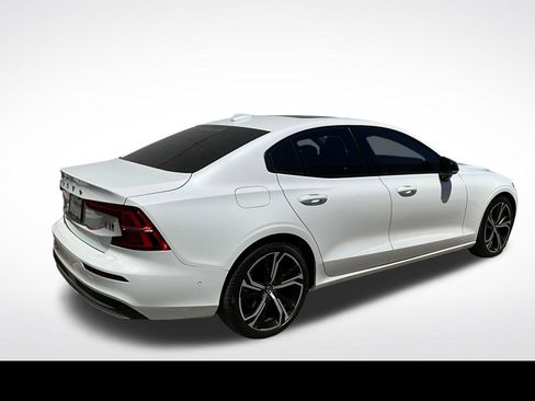 Certified 2024 Volvo S60 B5 Plus w/ Climate Package AWD/4WD image 19