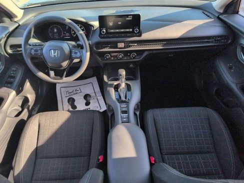 Used 2025 Honda HR-V LX image 25