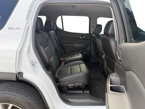 Used 2022 GMC Acadia SLT AWD/4WD image 31