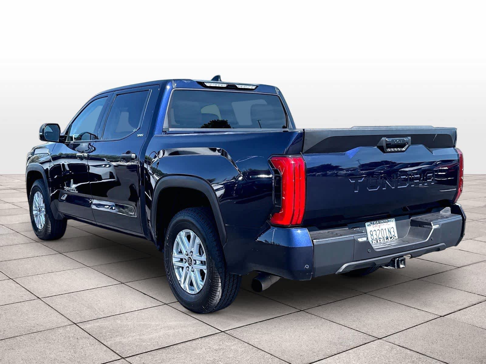 Used 2022 Toyota Tundra SR5 w/ Convenience Package RWD image 7