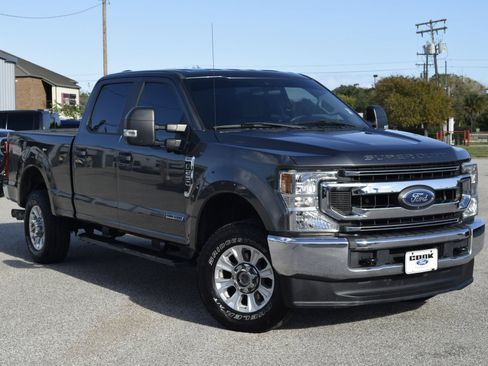 Used 2020 Ford F250 XL w/ STX Appearance Package image 7