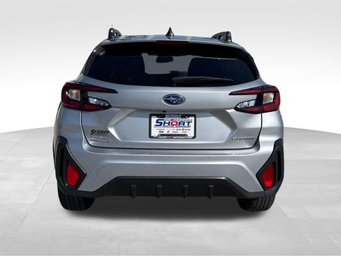 Used 2025 Subaru Crosstrek 2.0i Premium image 6