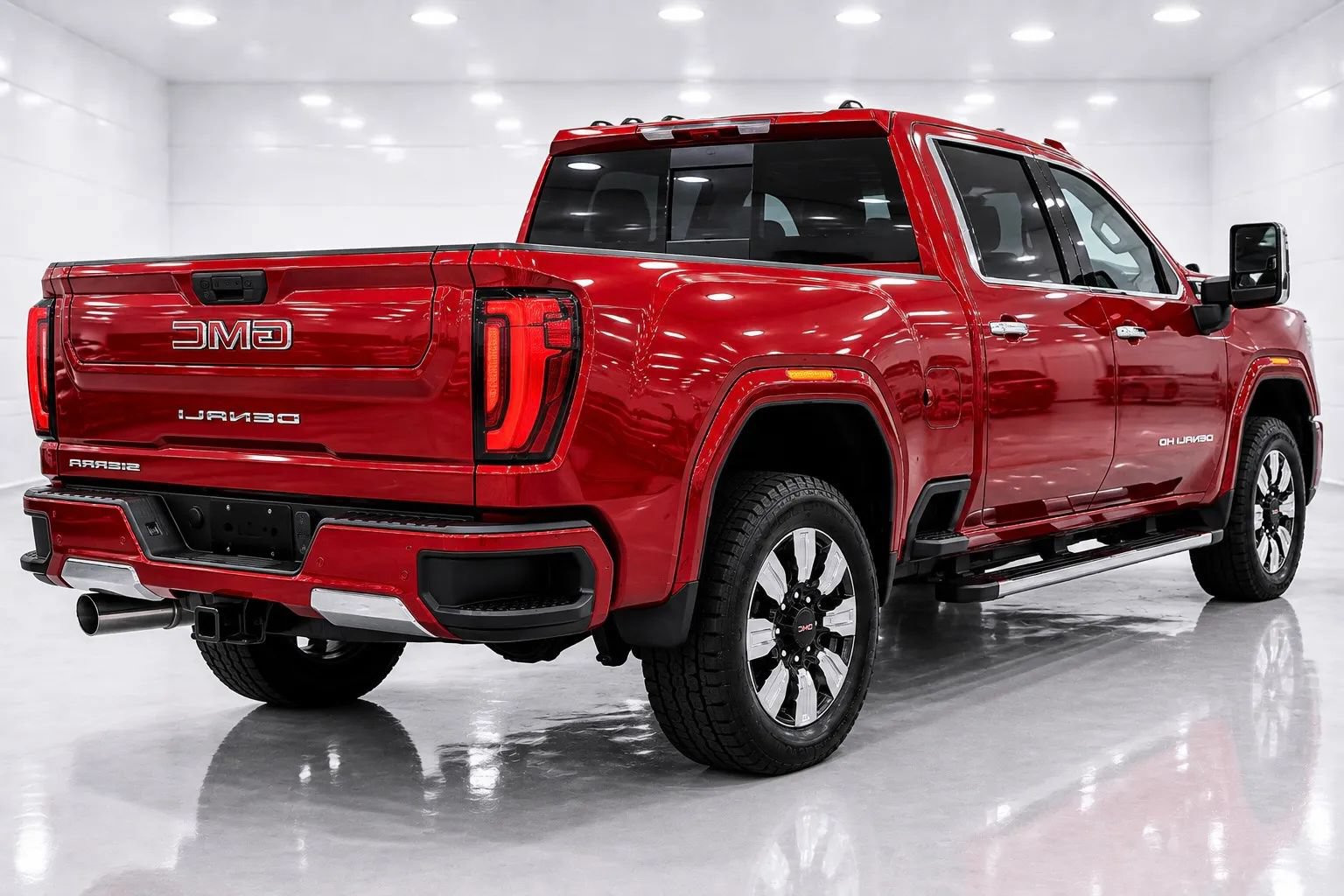 Used 2024 GMC Sierra 2500 Denali w/ Denali Reserve Package AWD/4WD image 5