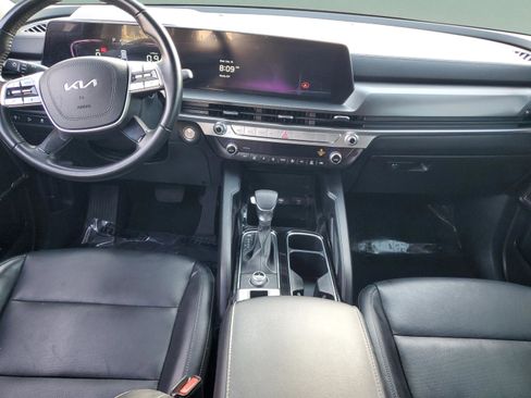 Used 2023 Kia Telluride LX image 12