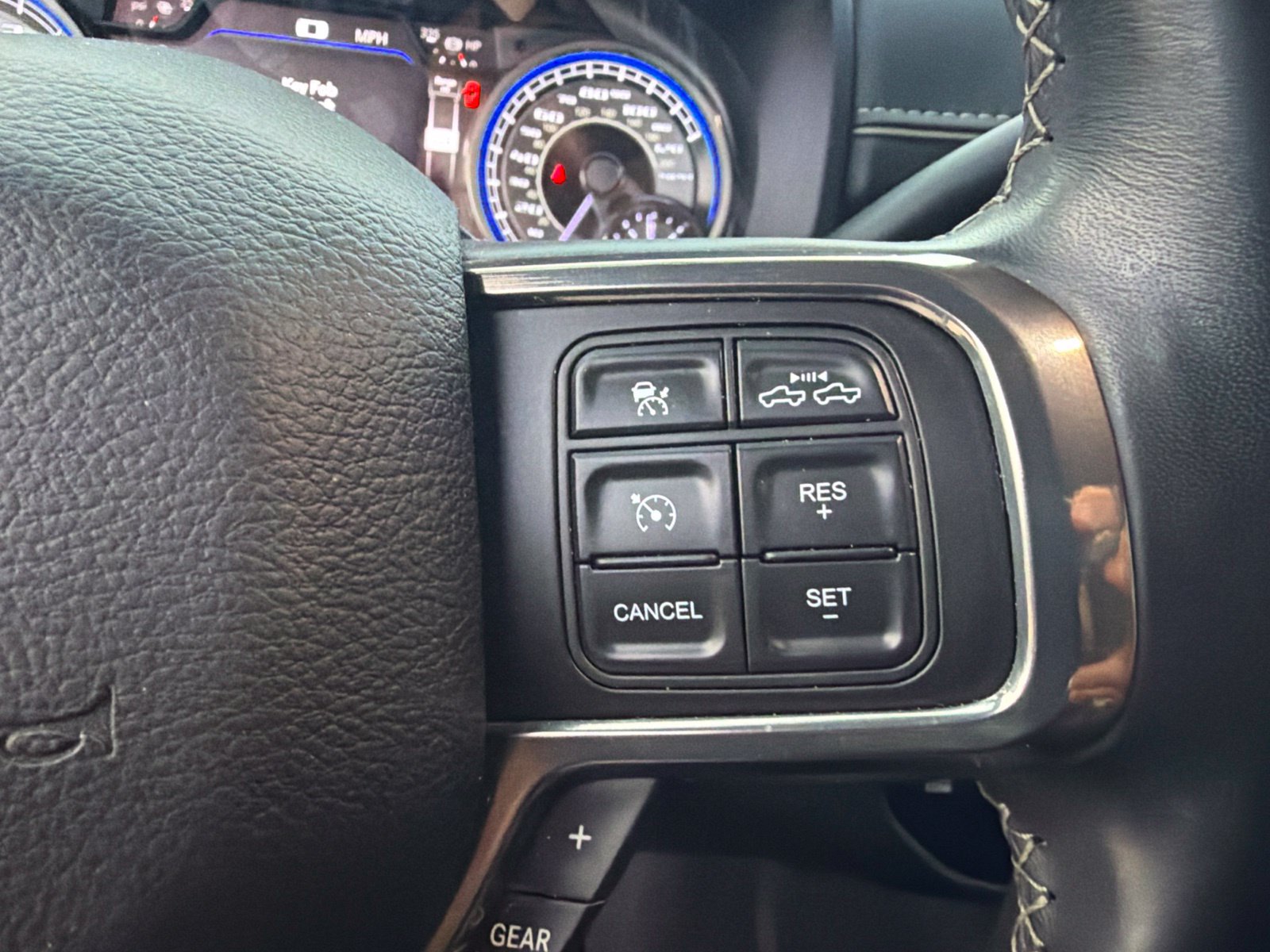 Used 2021 RAM 2500 Limited AWD/4WD image 16