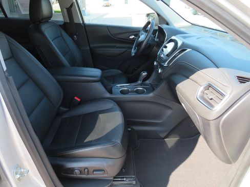 Used 2019 Chevrolet Equinox Premier AWD/4WD image 13