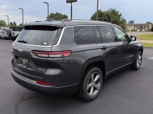 Used 2022 Jeep Grand Cherokee L Limited w/ Luxury Tech Group II AWD/4WD image 7