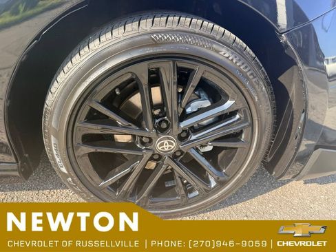Used 2026 Toyota Camry SE FWD image 33