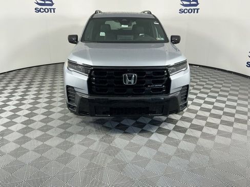 New 2026 Honda Pilot Black Edition image 2