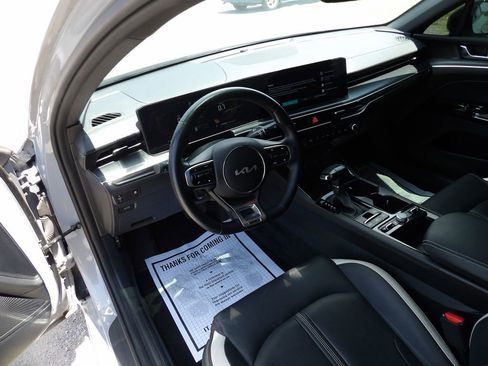 Used 2024 Kia K5 GT w/ GT1 Package FWD image 12