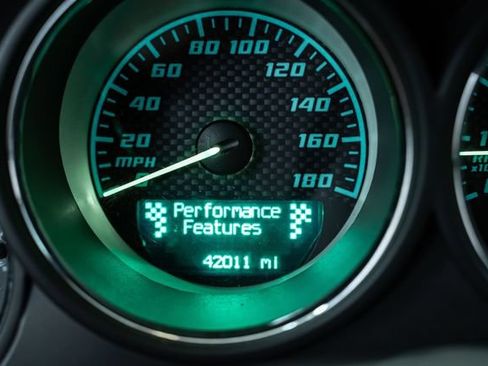 Used 2009 Dodge Challenger SRT8 w/ SRT Option Group II RWD image 35