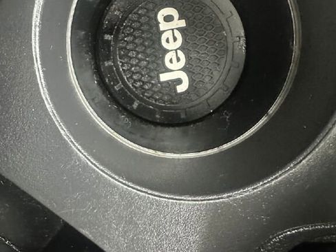 Used 2015 Jeep Patriot High Altitude AWD/4WD image 22