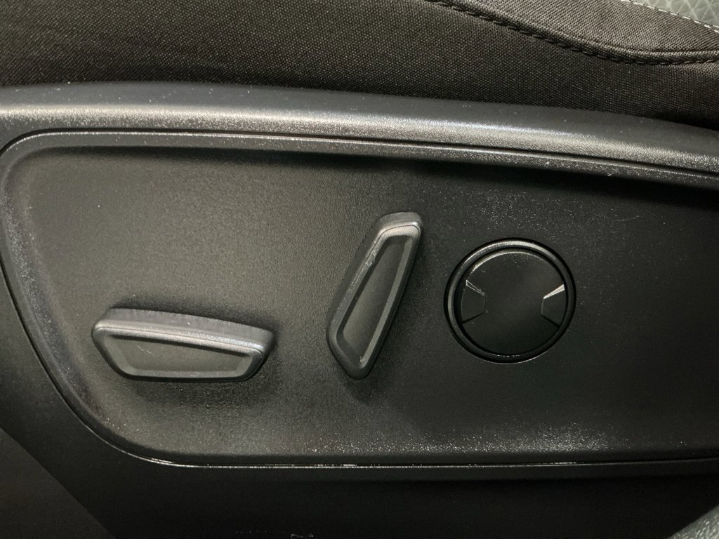 Used 2024 Ford Escape Active w/ Tech Pack #1 AWD/4WD image 19