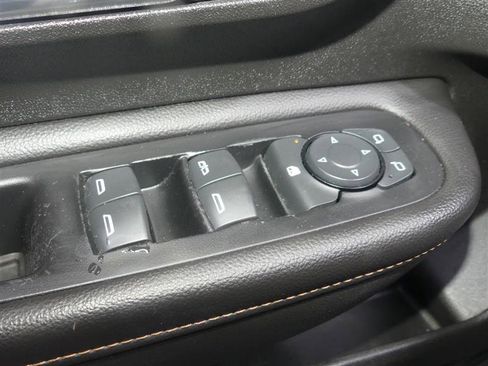 Used 2019 GMC Terrain SLE w/ Driver Convenience Package AWD/4WD image 19