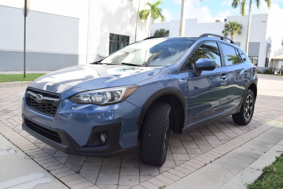 Used 2018 Subaru Crosstrek 2.0i Premium w/ Eyesight System AWD/4WD image 2