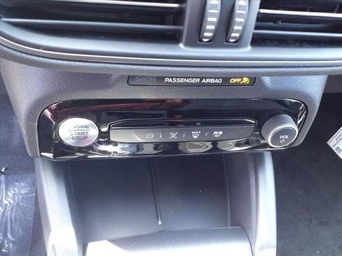 New 2024 Ford Escape SE FWD image 12