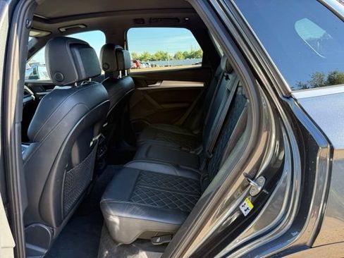 Used 2018 Audi SQ5 Premium Plus w/ S Sport Package AWD/4WD image 13