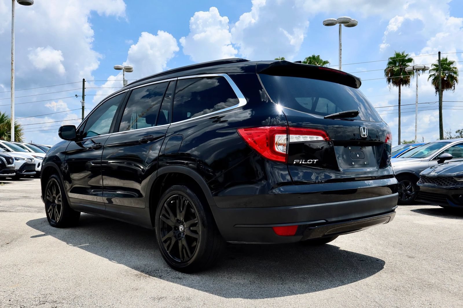 Used 2022 Honda Pilot Special Edition image 2