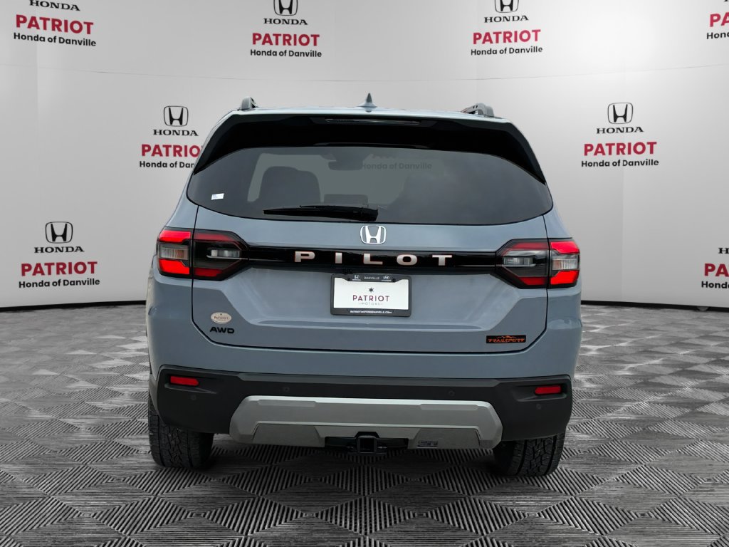 New 2026 Honda Pilot TrailSport image 4