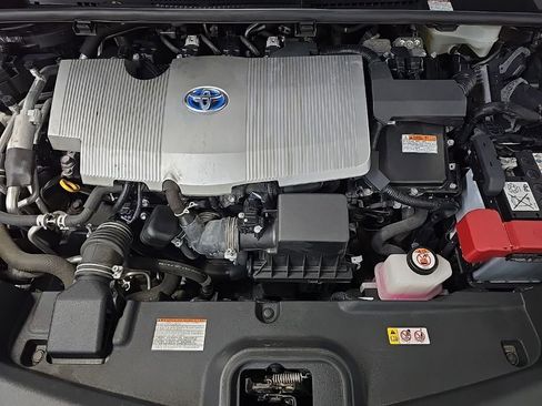 Used 2021 Toyota Prius Prime LE image 12