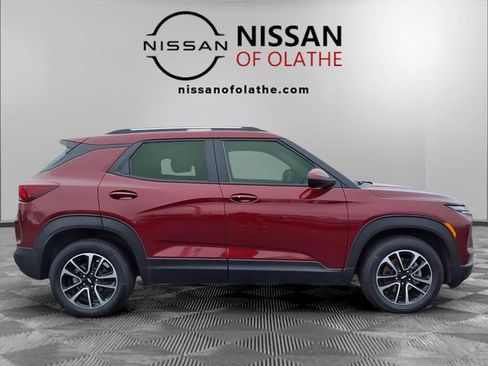 Used 2025 Chevrolet TrailBlazer LT image 27