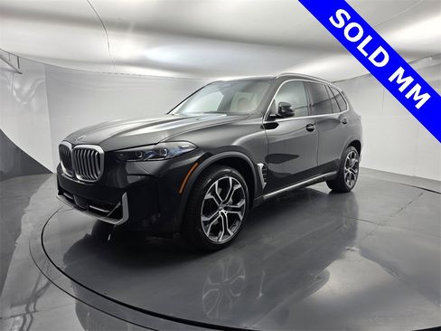 Used 2026 BMW X5 sDrive40i w/ Premium Package image 8