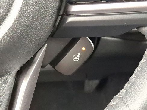 New 2025 Subaru Ascent Limited image 18