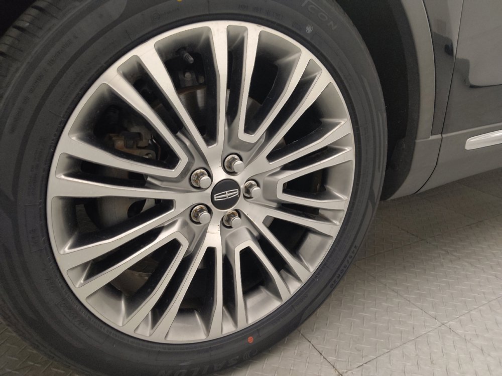 Used 2016 Lincoln MKX Reserve w/ Technology Package FWD image 31