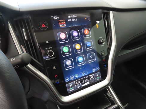 Certified 2025 Subaru Outback Premium image 19