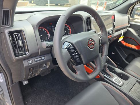 New 2026 Nissan Frontier PRO-4X AWD/4WD image 10