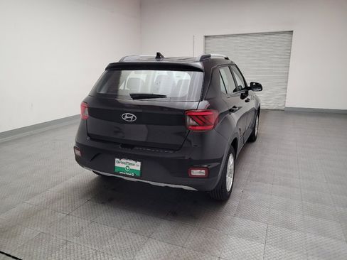 Used 2020 Hyundai Venue SEL image 7