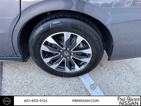 Used 2024 Honda Odyssey EX-L image 27