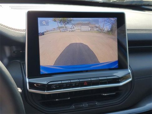 New 2026 Jeep Compass Latitude image 22