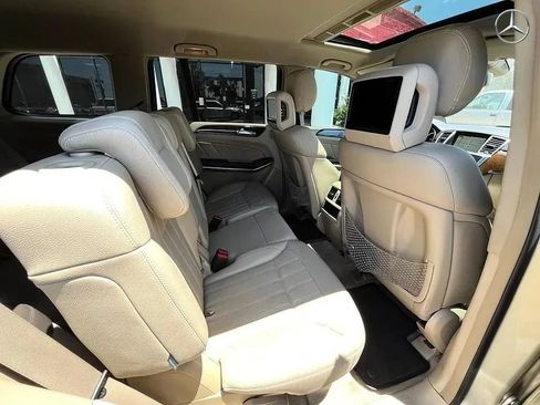 Used 2013 Mercedes-Benz GL 450 4MATIC image 19