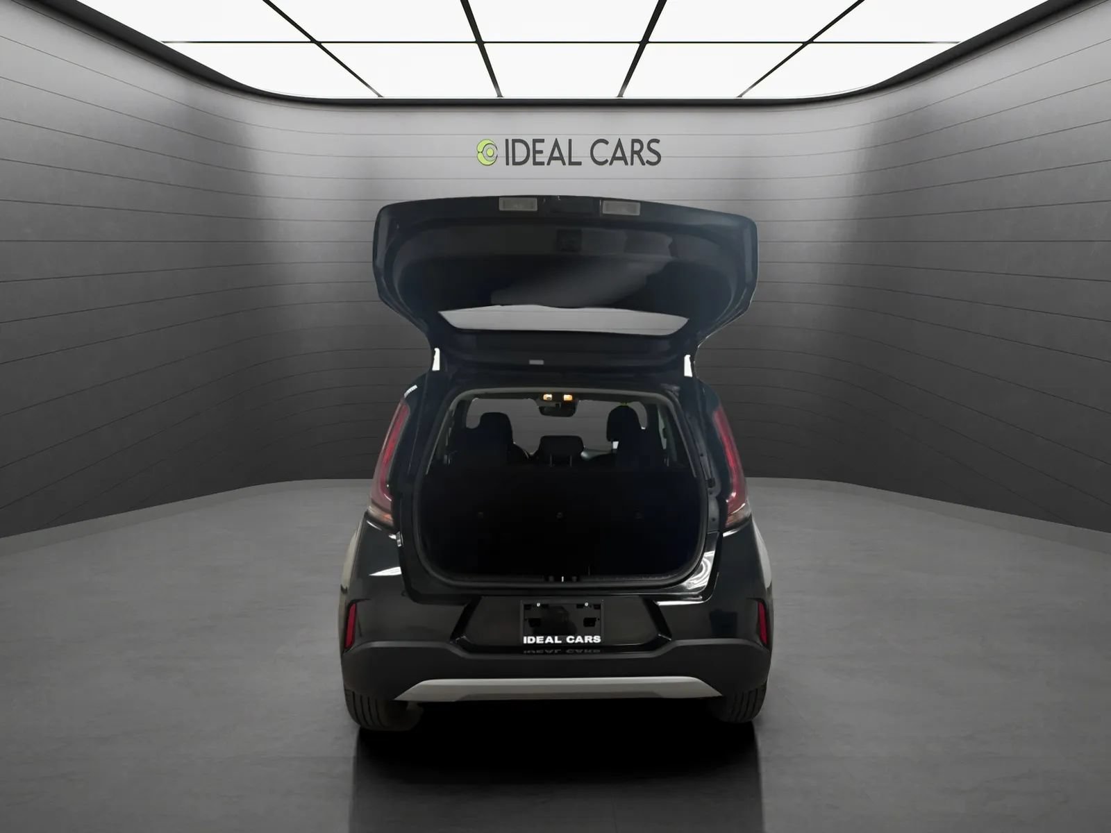 Used 2023 Kia Soul LX w/ LX Technology Package FWD image 6