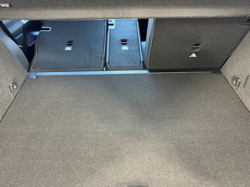 Used 2025 Mercedes-Benz GLA 250 image 27