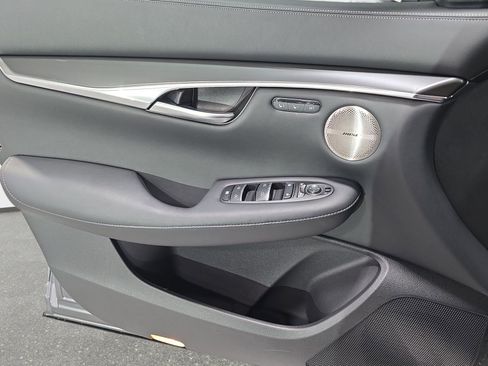 Used 2025 INFINITI QX50 Luxe image 26