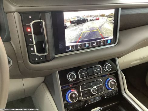 Used 2022 GMC Yukon XL Denali w/ Max Trailering Package image 9