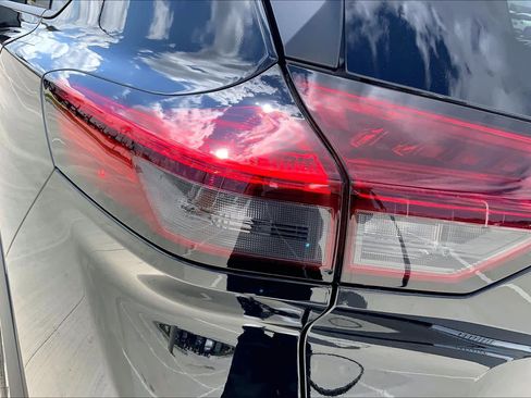 Used 2026 Nissan Rogue SV image 25