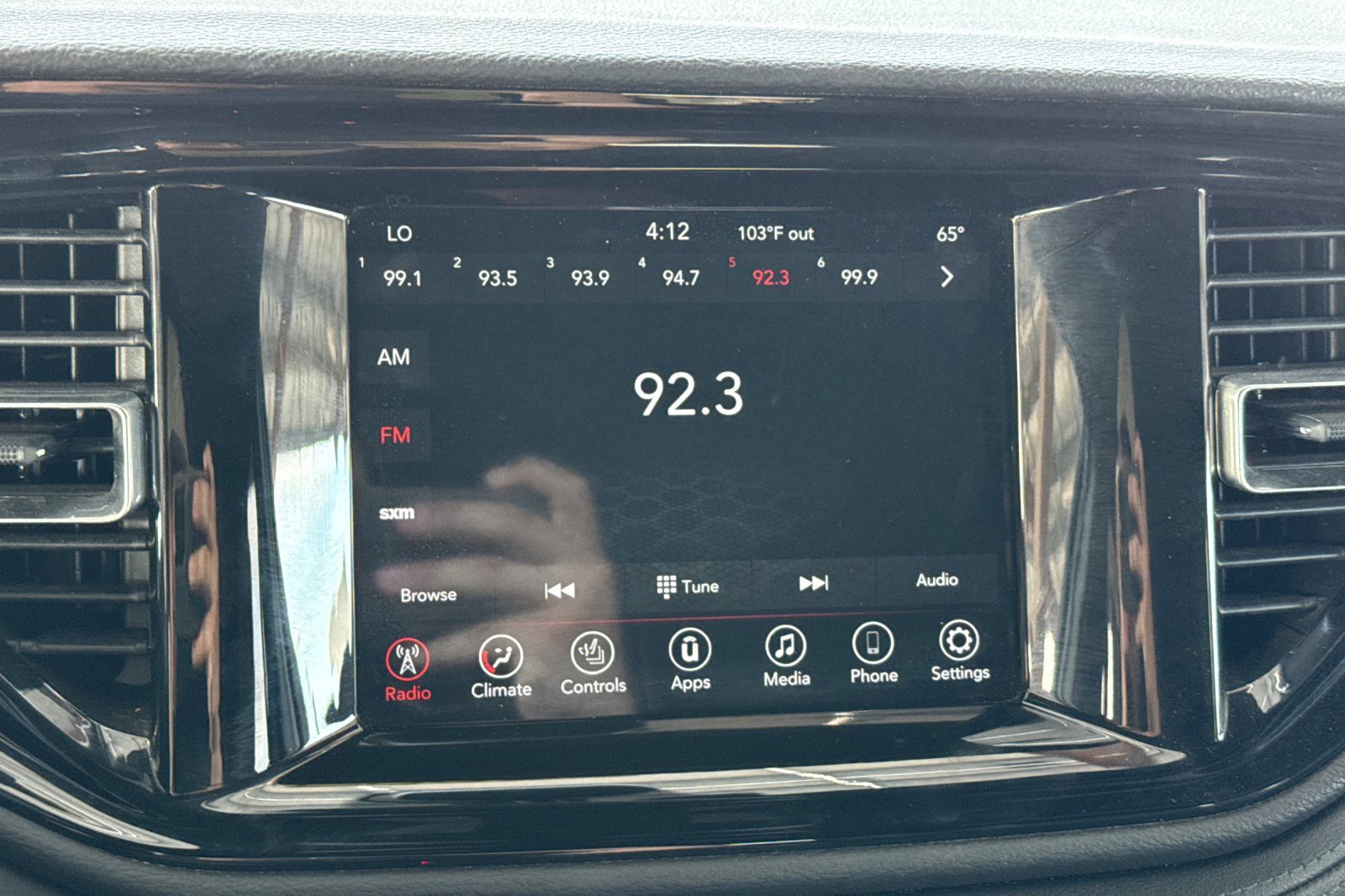 Used 2023 Dodge Durango SXT RWD image 28