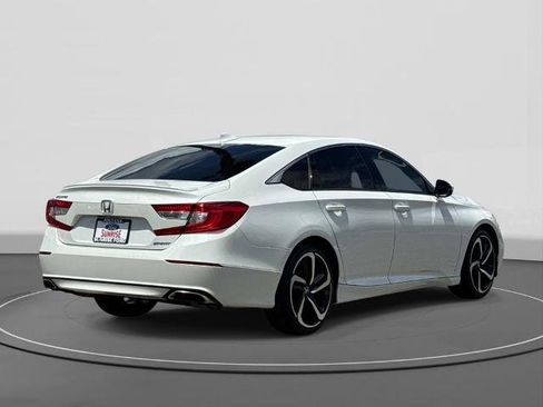 Used 2019 Honda Accord Sport image 5